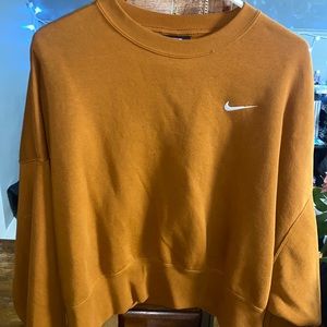 Nike sweatshirt